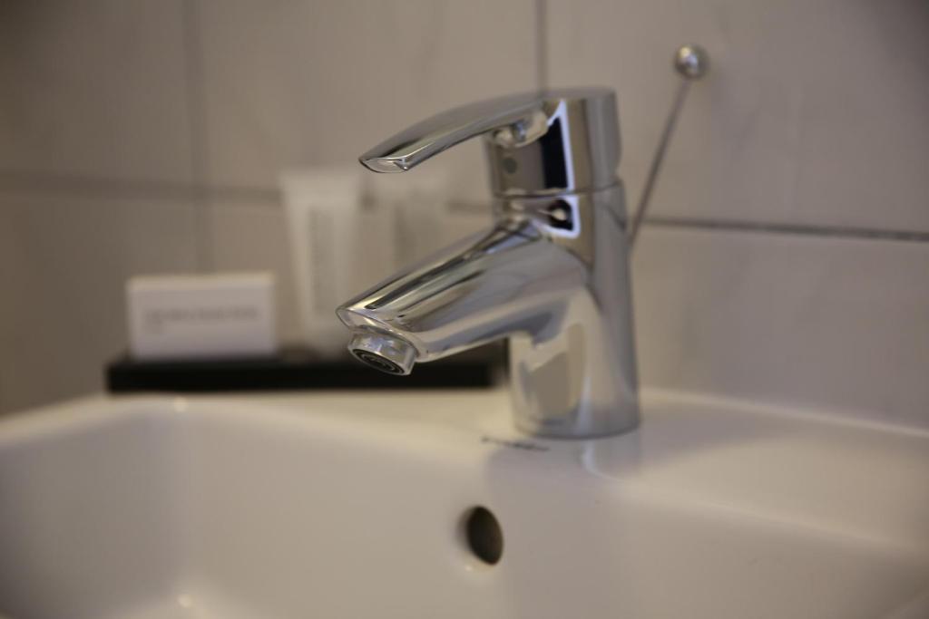 Double Room,1210130257:JPEG